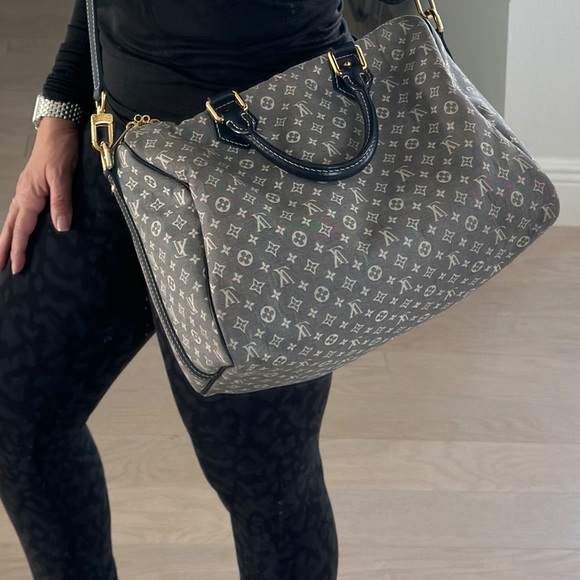 Louis Vuitton Speedy - Picture 9 of 14
